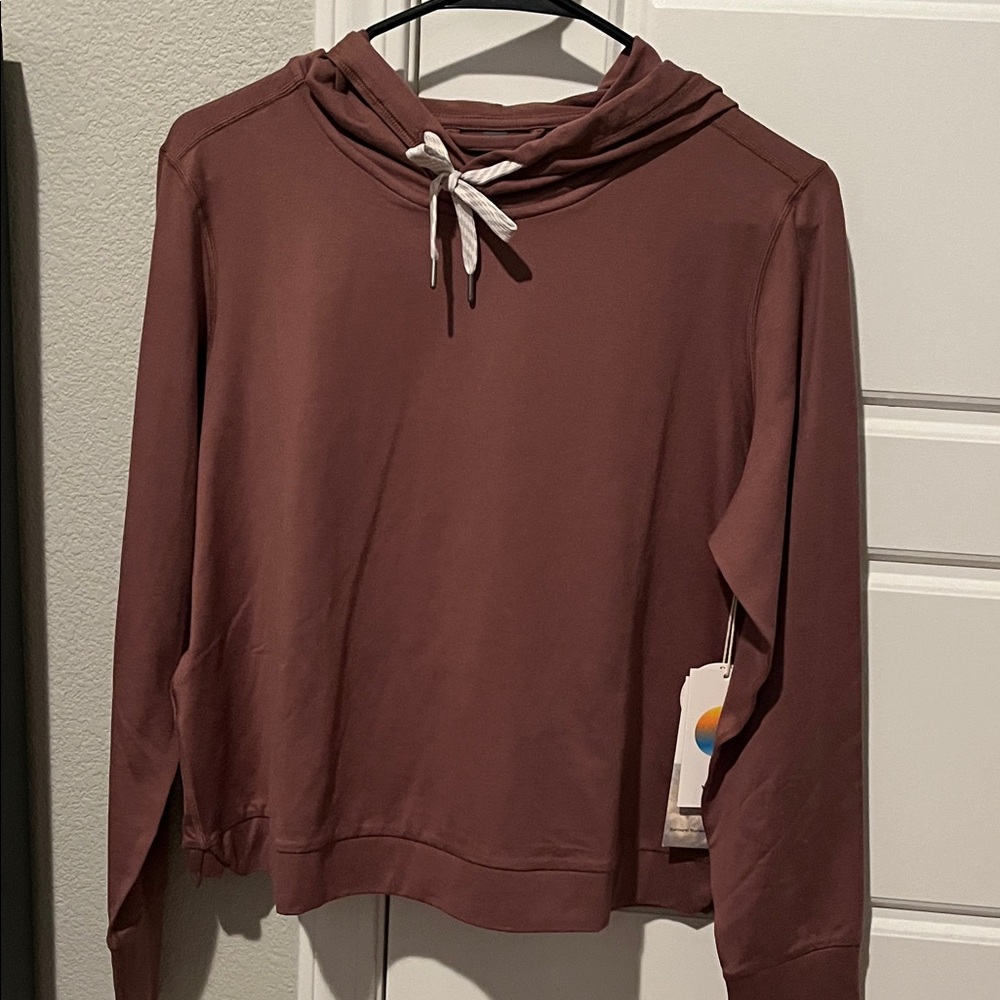 Halo Essential Hoodie